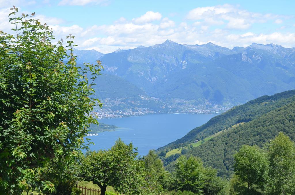 Albergo Diana Tronzano Lago Maggiore Exterior photo